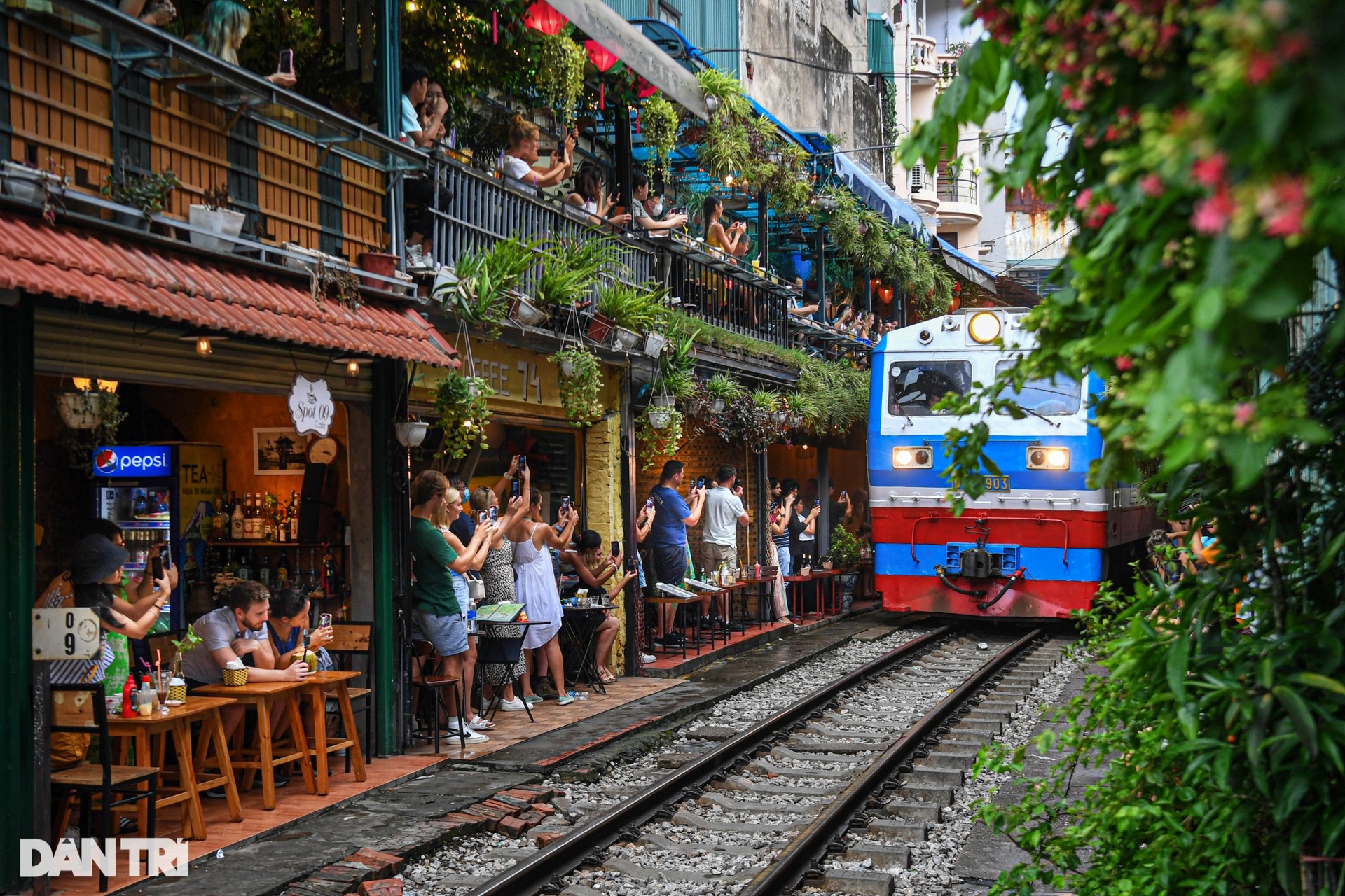 Full Instructions to Visit Hanoi Train Streets -Hanoi Train Street