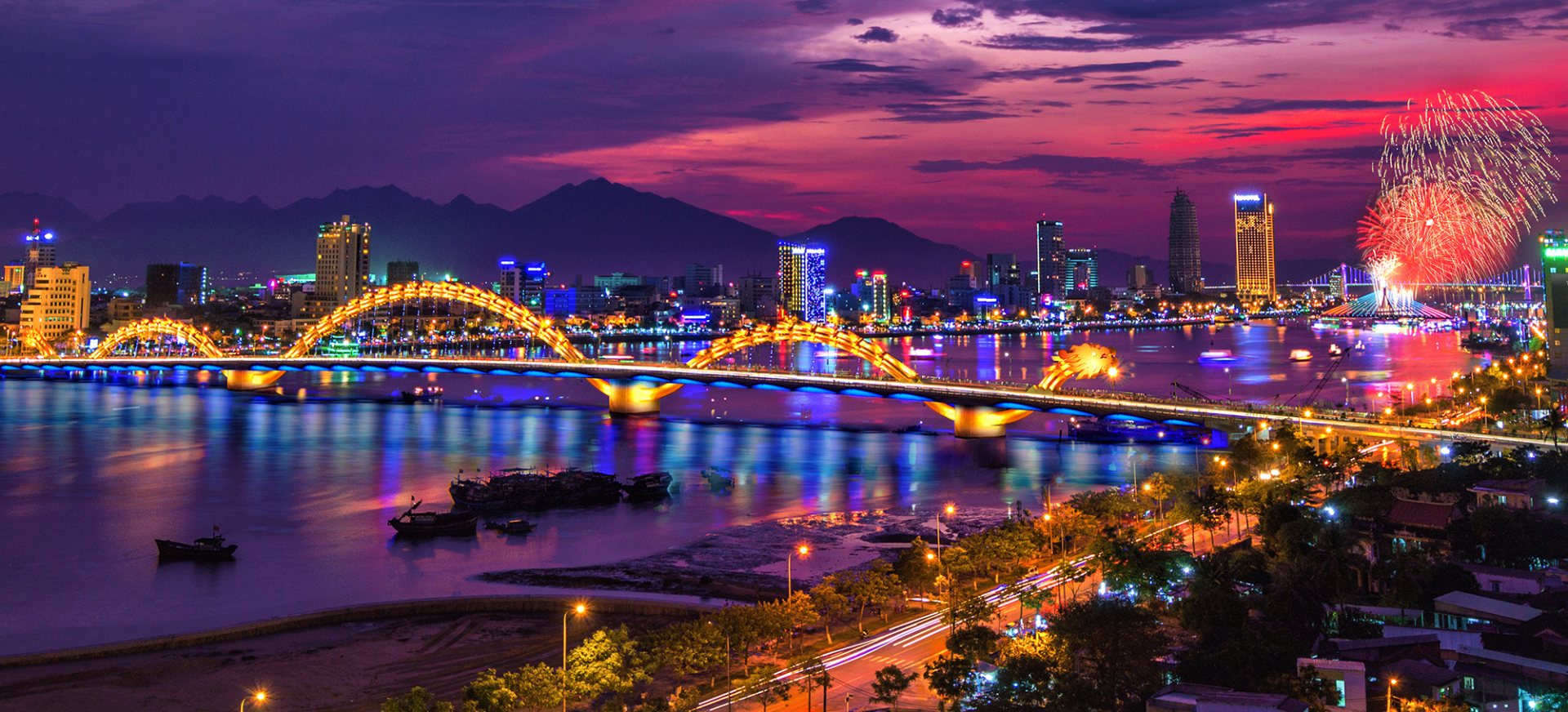 Insights from Booking.com:HCMC Emerges as the Most Searched Tourist Destination in Vietnam in Asia-Pacific