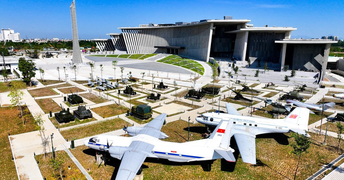 The Vietnam Military History Museum in Hanoi has seen a record influx of visitors.